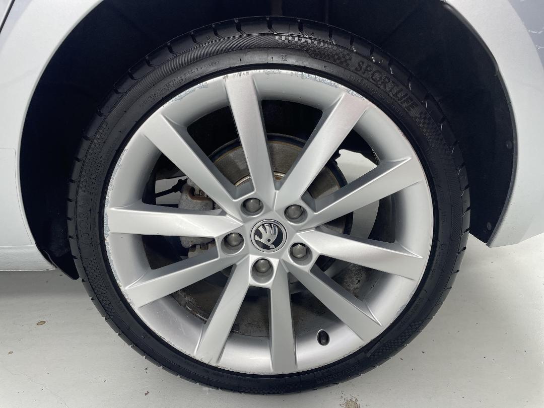 Photo '11' of Skoda Octavia Photo '11' of Skoda Octavia