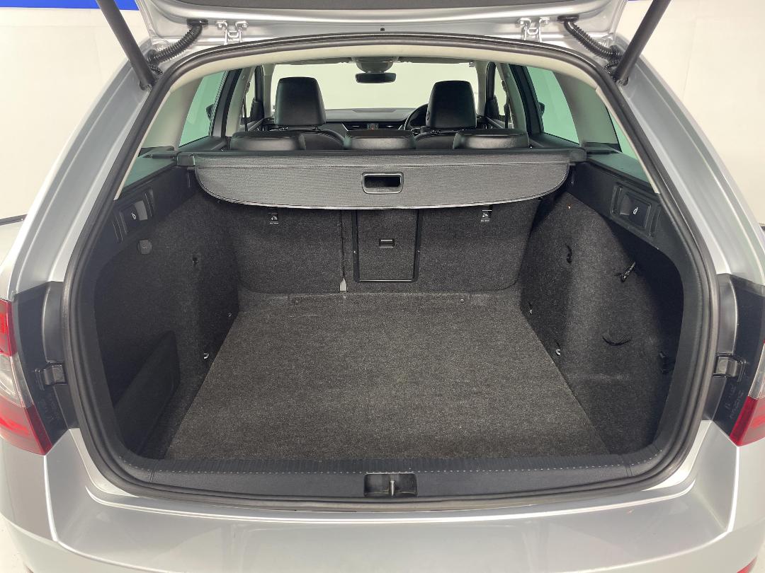 Photo '14' of Skoda Octavia Photo '14' of Skoda Octavia