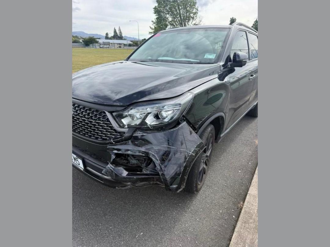 Photo '5' of Ssangyong G4 Rexton Teammate Petrol