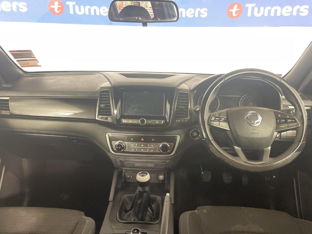 Photo '17' of Ssangyong Rhino