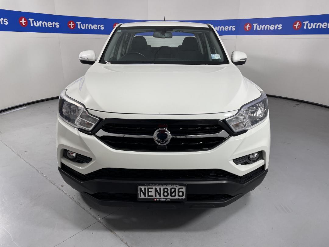 Photo '2' of Ssangyong Rhino