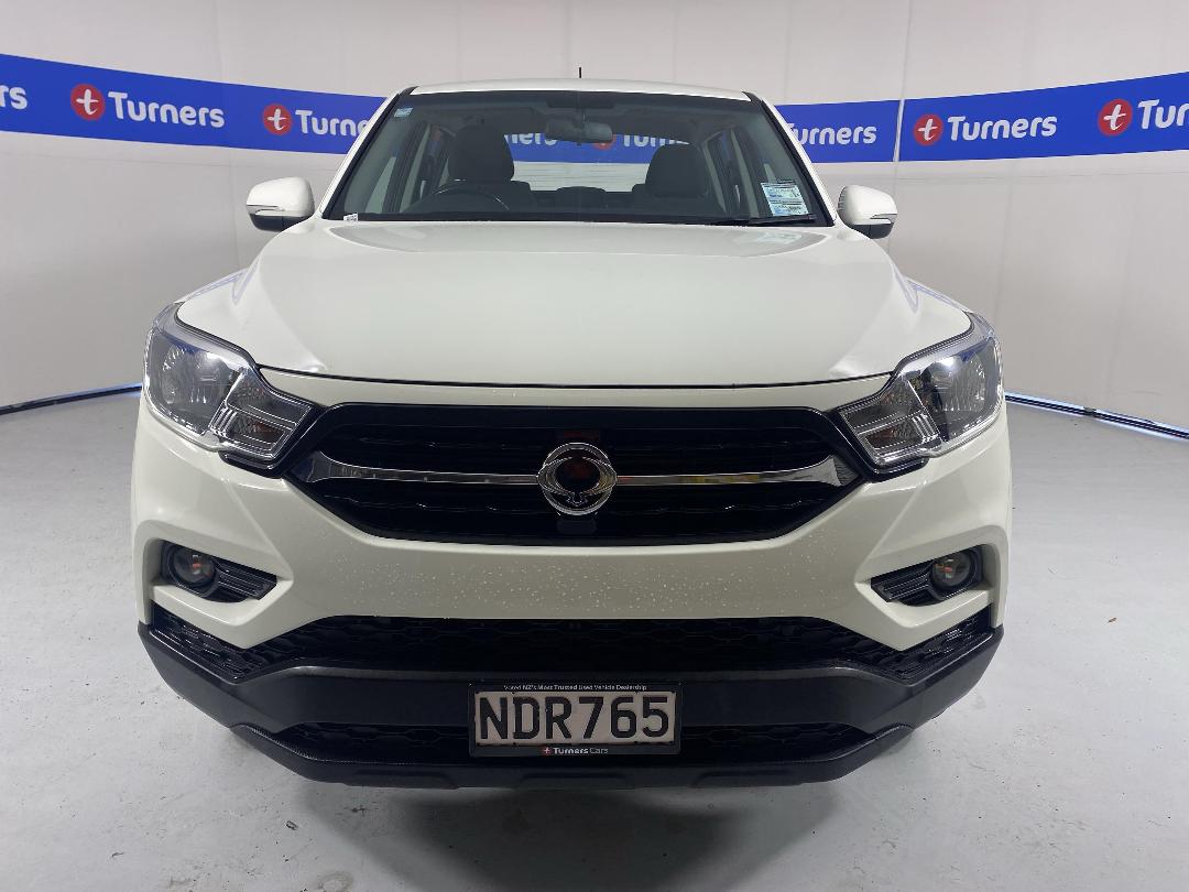 Photo '2' of Ssangyong Rhino