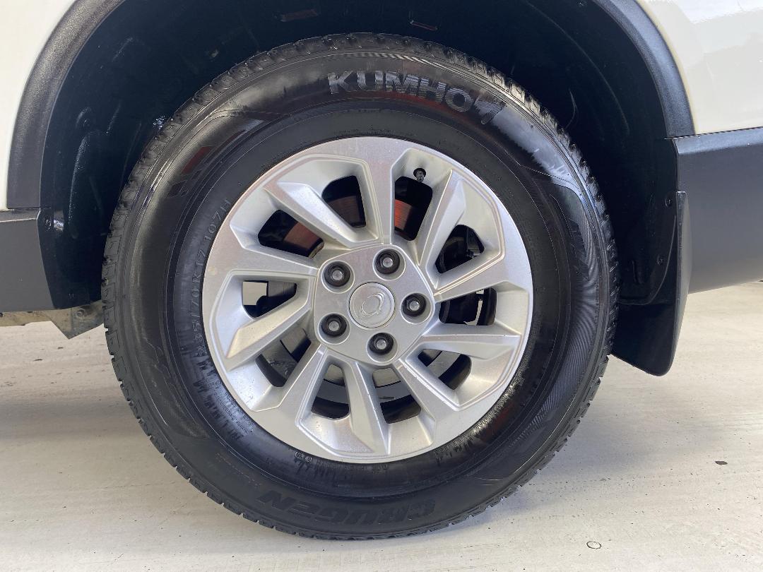 Photo '11' of Ssangyong Rhino