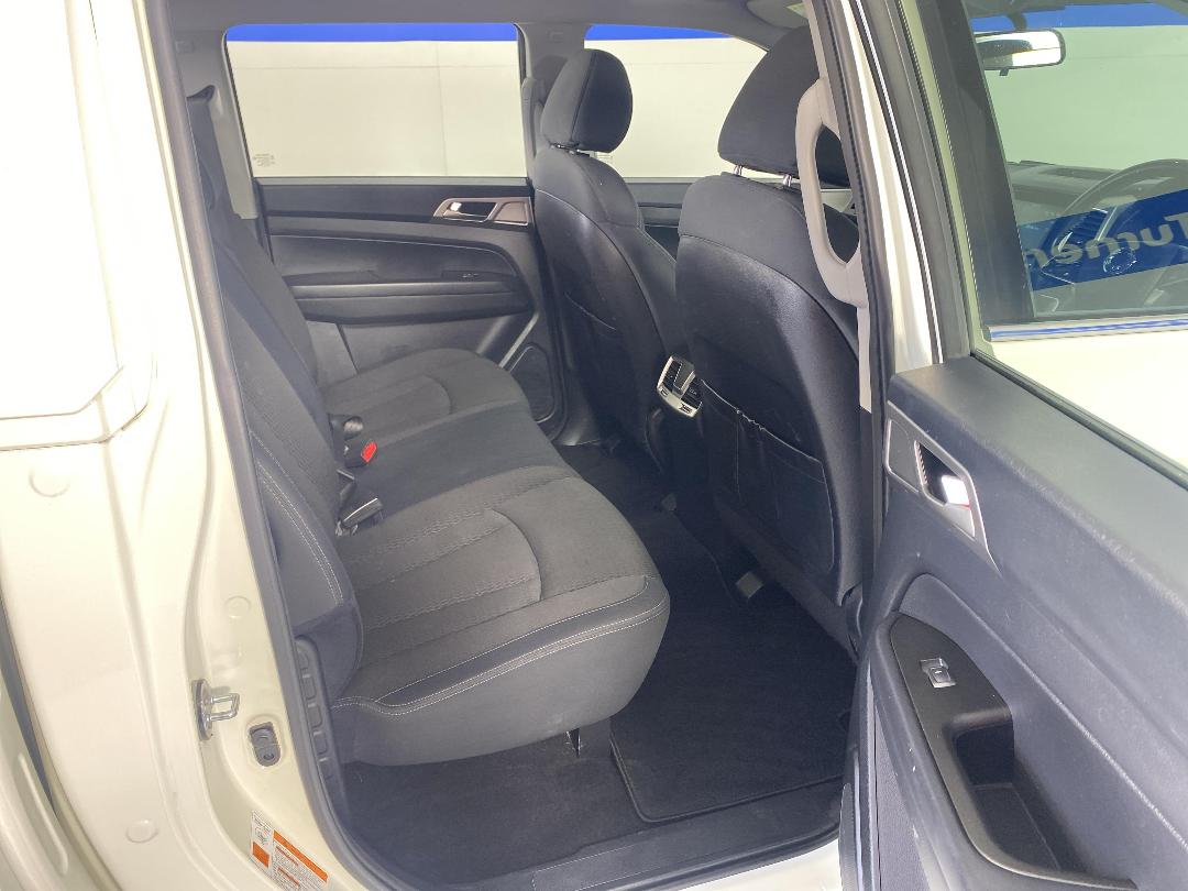 Photo '20' of Ssangyong Rhino