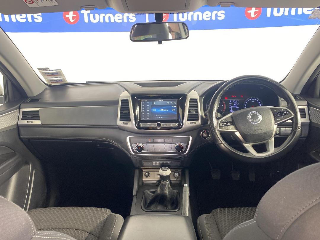 Photo '17' of Ssangyong Rhino