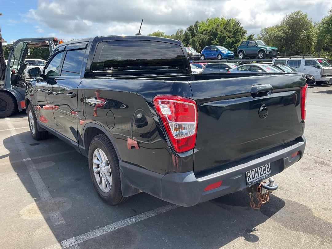 Photo '5' of Ssangyong Rhino XL D Auto 4WD Photo '5' of Ssangyong Rhino XL D Auto 4WD