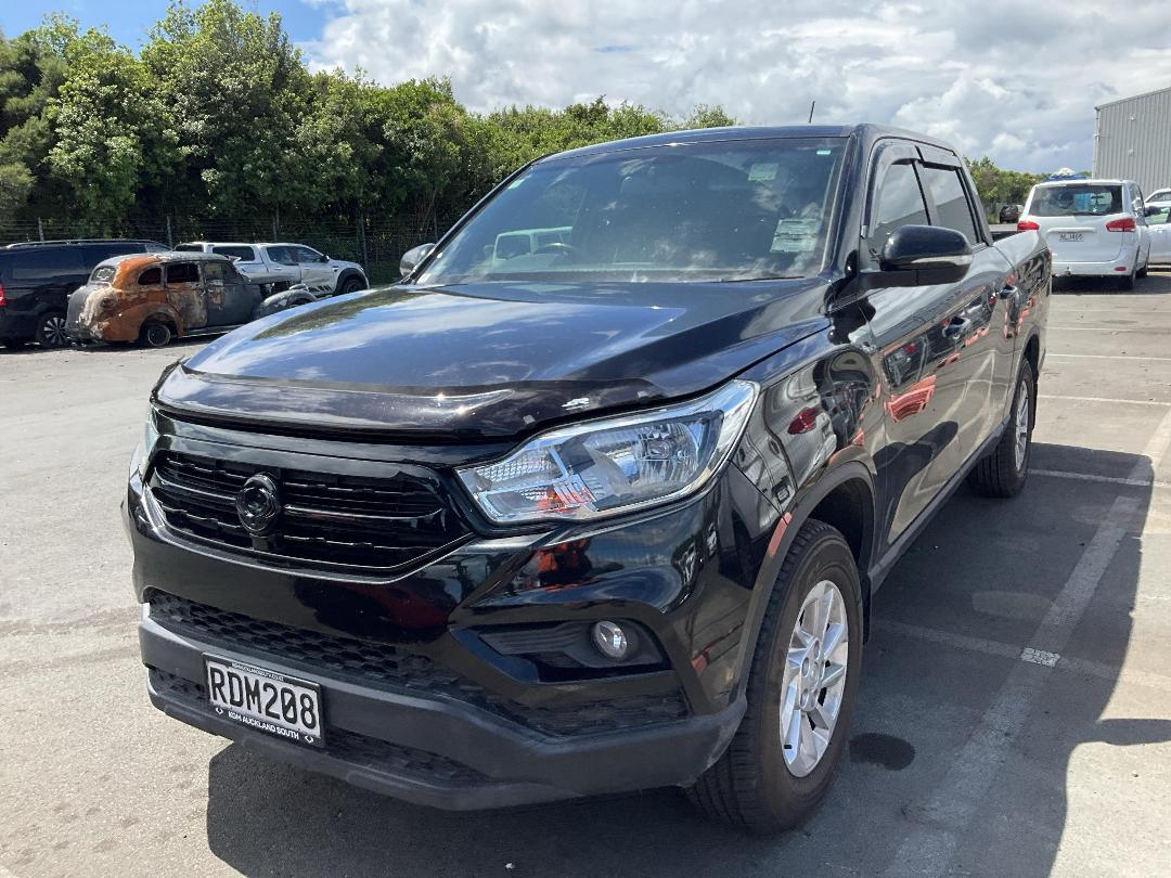 Photo '4' of Ssangyong Rhino XL D Auto 4WD Photo '4' of Ssangyong Rhino XL D Auto 4WD