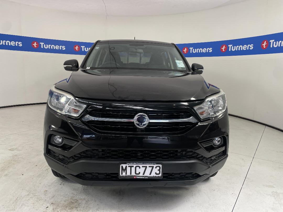 Photo '2' of Ssangyong Rhino