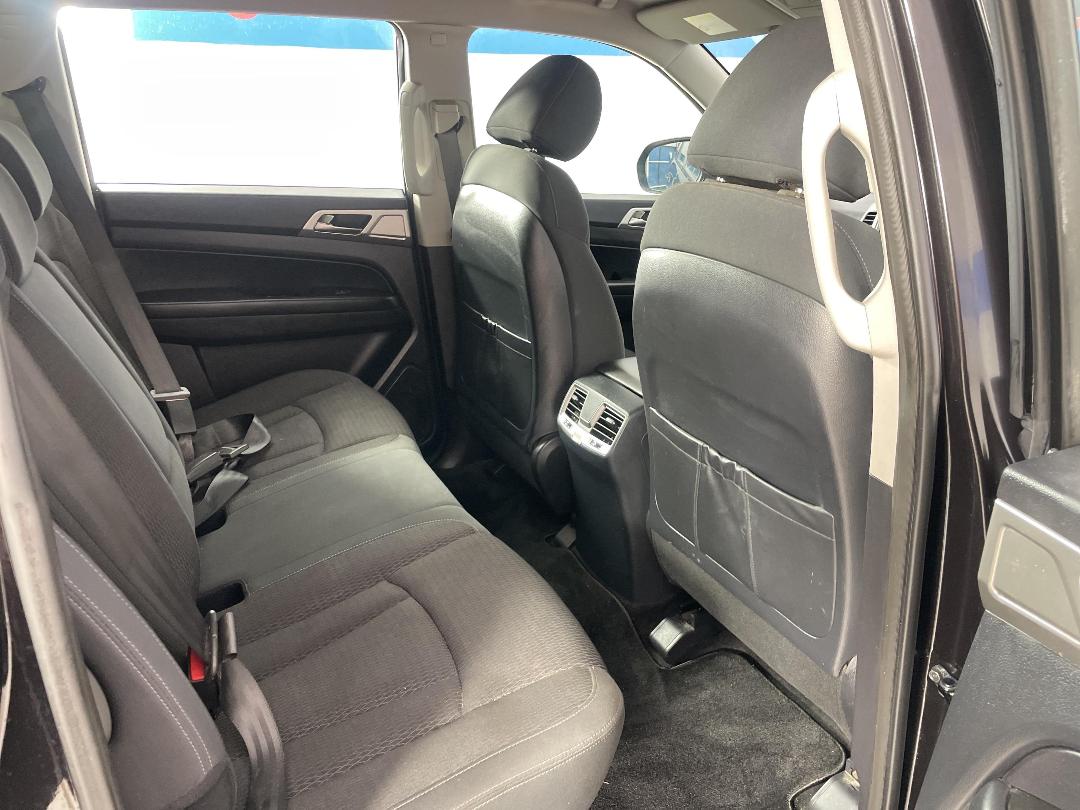 Photo '20' of Ssangyong Rhino