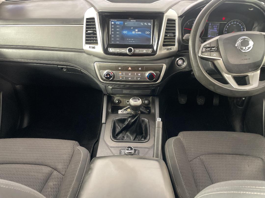 Photo '18' of Ssangyong Rhino