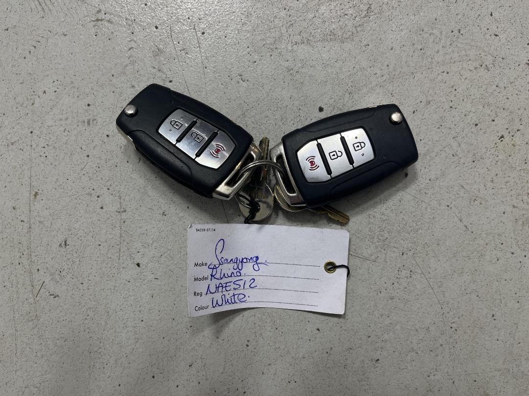 Photo '22' of Ssangyong Rhino