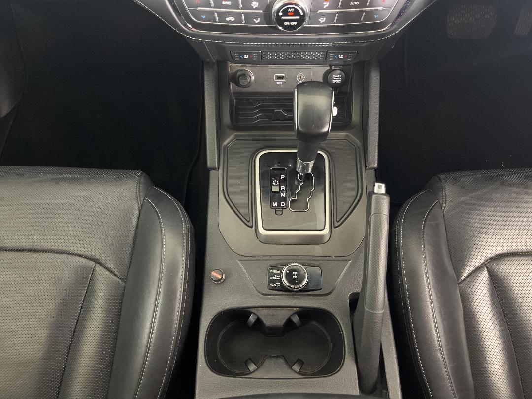 Photo '23' of Ssangyong Rhino