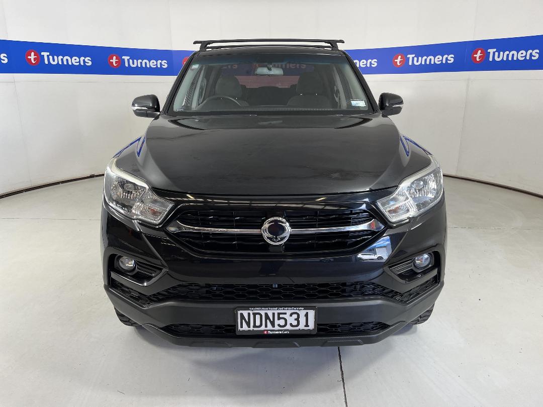 Photo '2' of Ssangyong Rhino