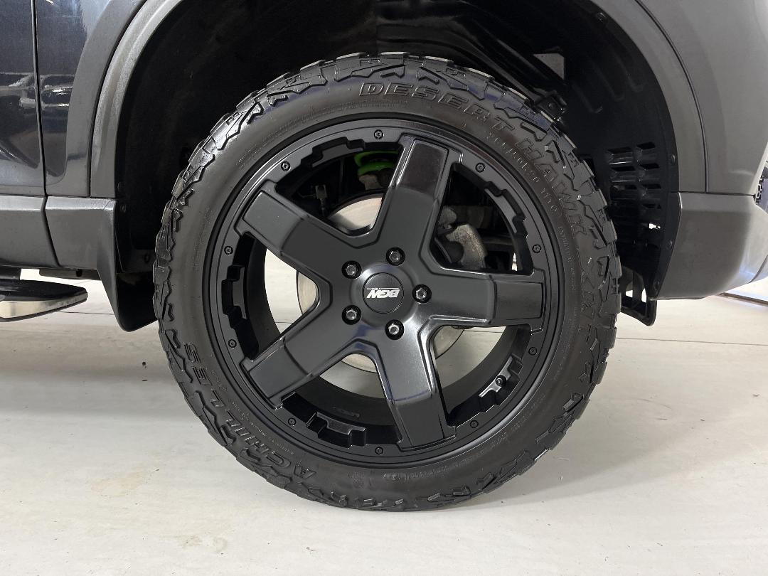 Photo '9' of Ssangyong Rhino