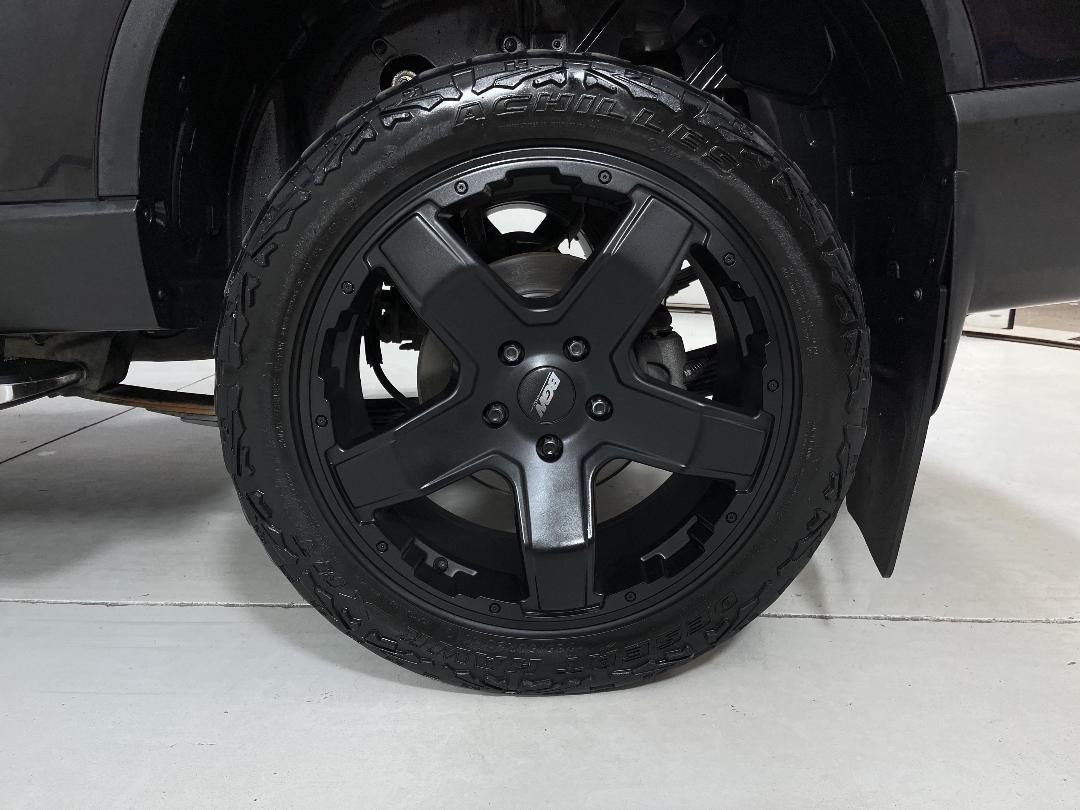 Photo '11' of Ssangyong Rhino