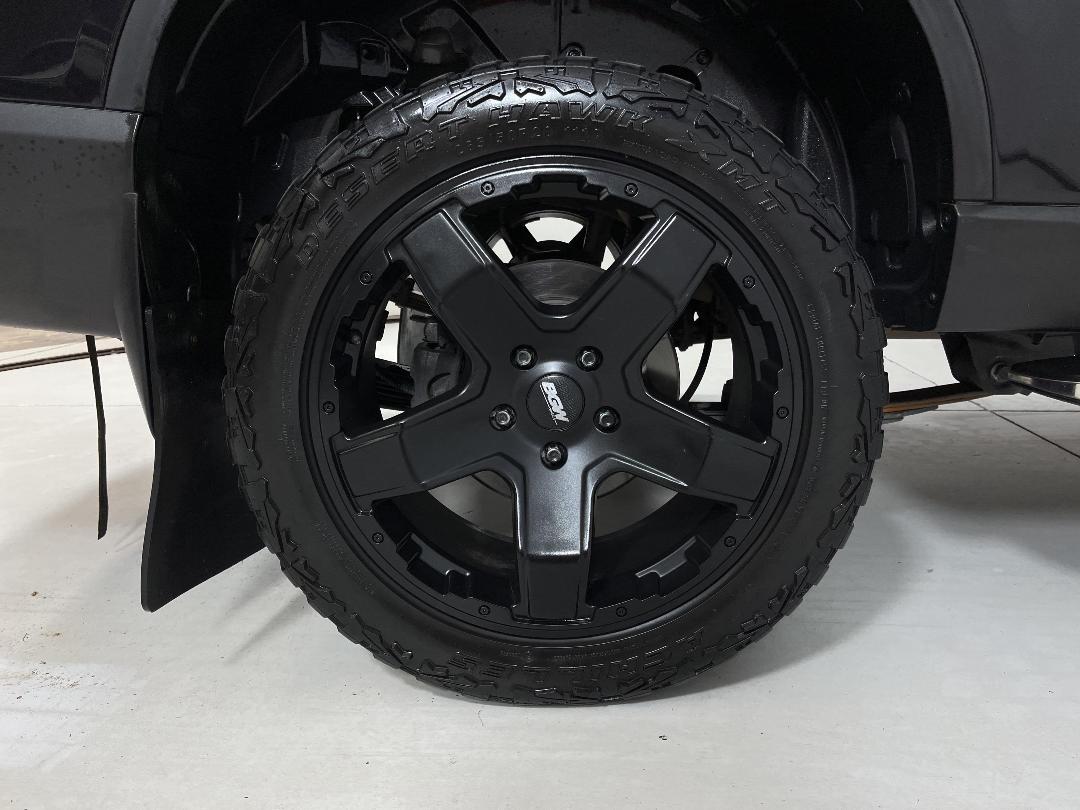 Photo '12' of Ssangyong Rhino