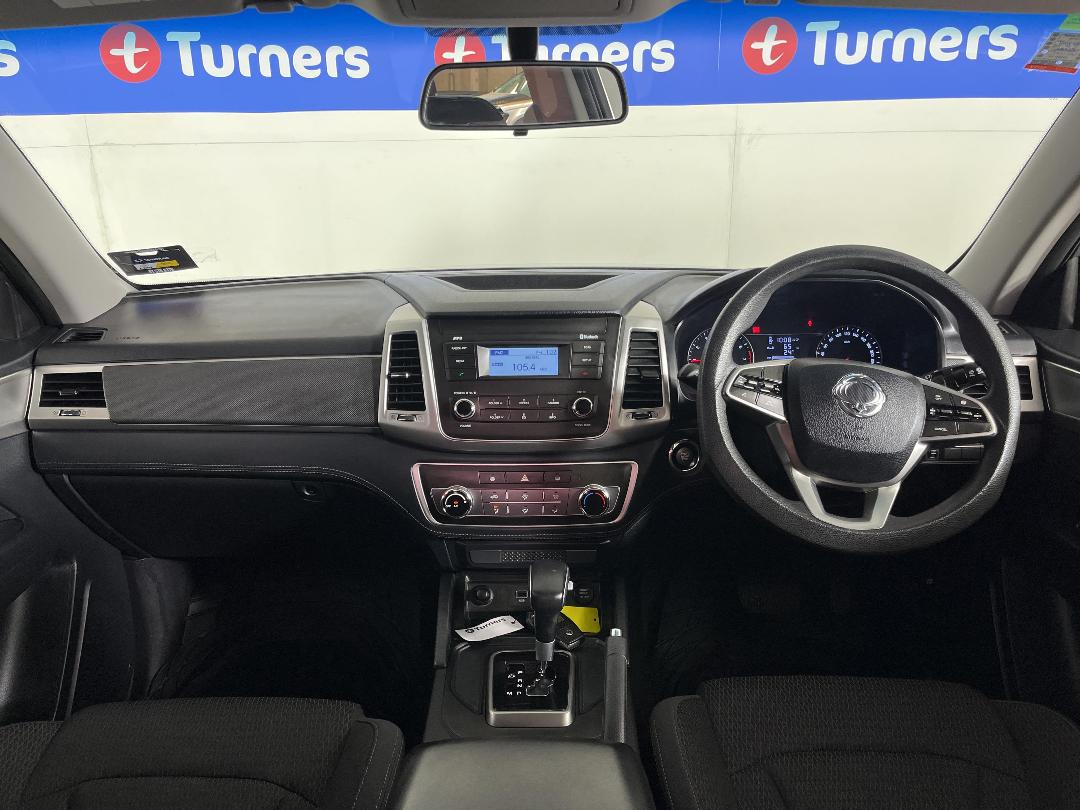 Photo '17' of Ssangyong Rhino