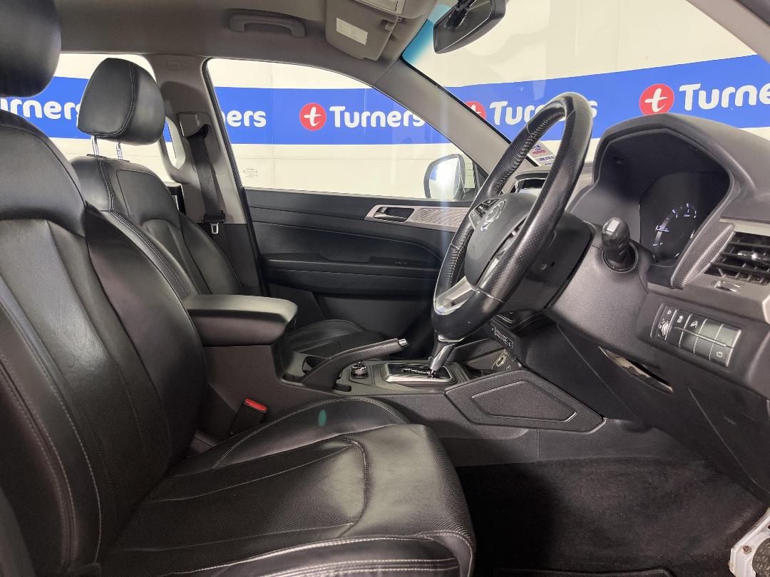 Photo '16' of Ssangyong Rhino Photo '16' of Ssangyong Rhino