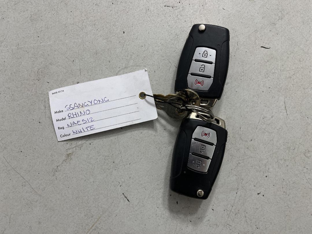 Photo '22' of Ssangyong Rhino Photo '22' of Ssangyong Rhino