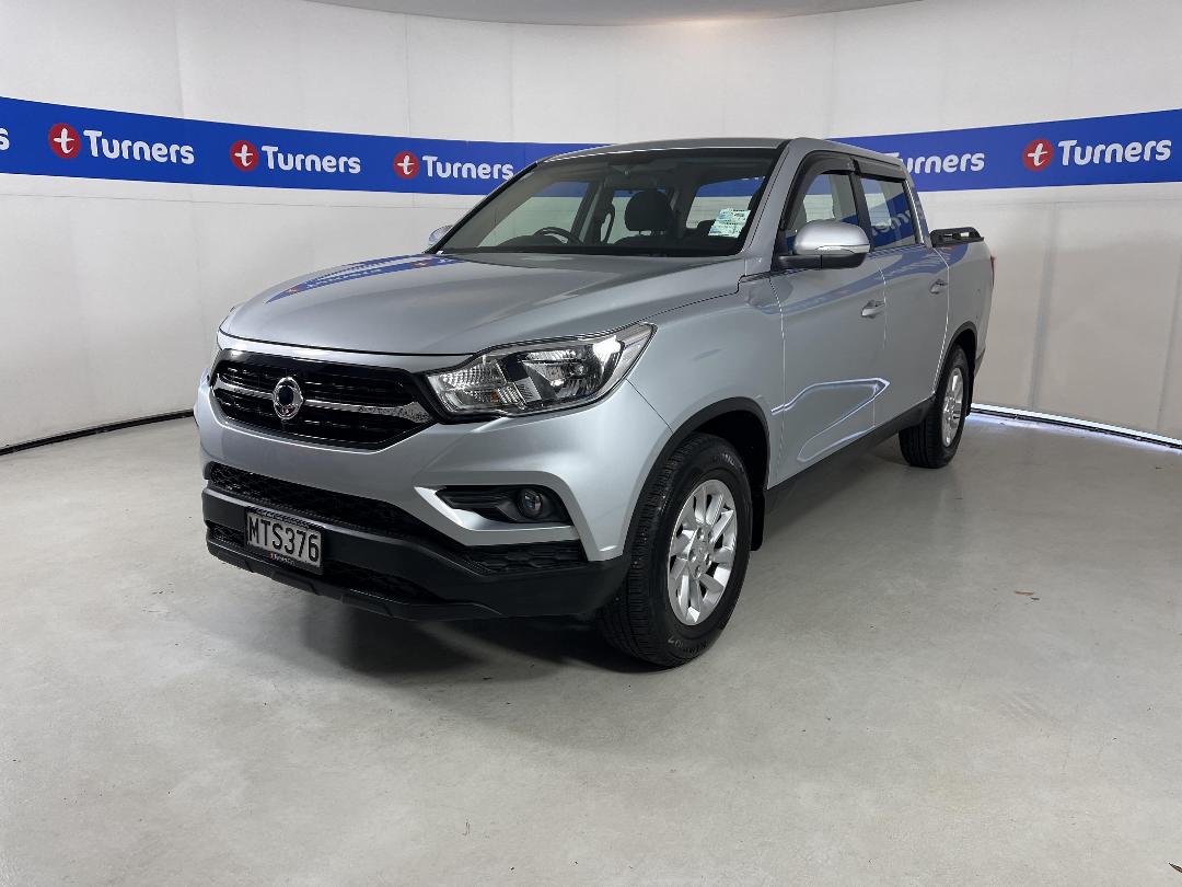 Photo '4' of Ssangyong Rhino