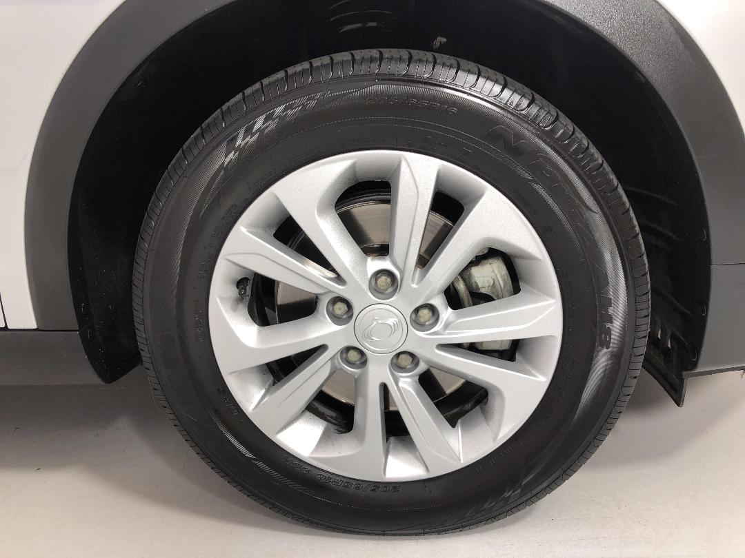 Photo '9' of Ssangyong Tivoli Photo '9' of Ssangyong Tivoli