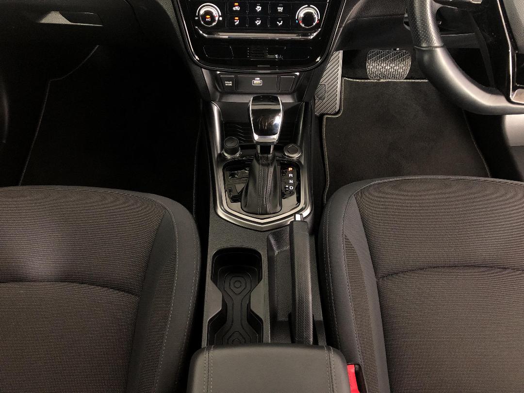 Photo '18' of Ssangyong Tivoli Photo '18' of Ssangyong Tivoli