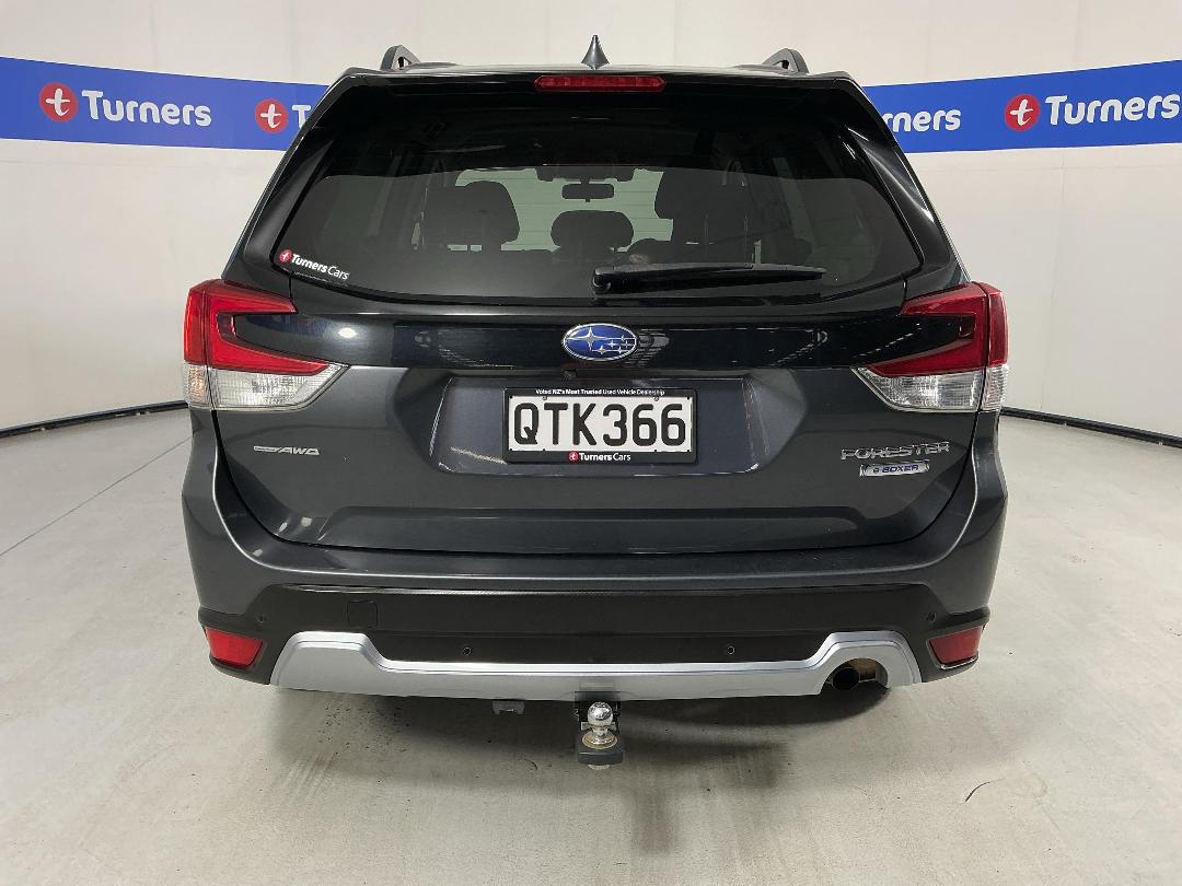 Photo '6' of Subaru Forester