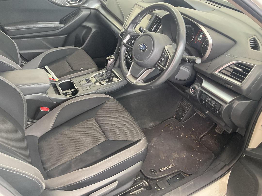 Photo '8' of Subaru Impreza 2.0 Sport SLT