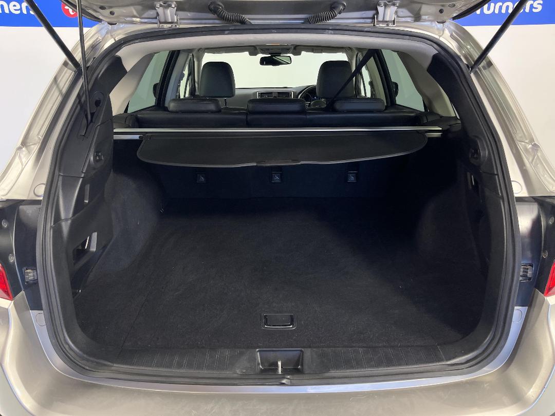 Photo '14' of Subaru Outback Photo '14' of Subaru Outback