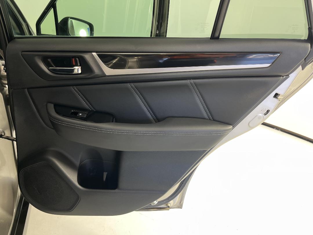 Photo '19' of Subaru Outback Photo '19' of Subaru Outback