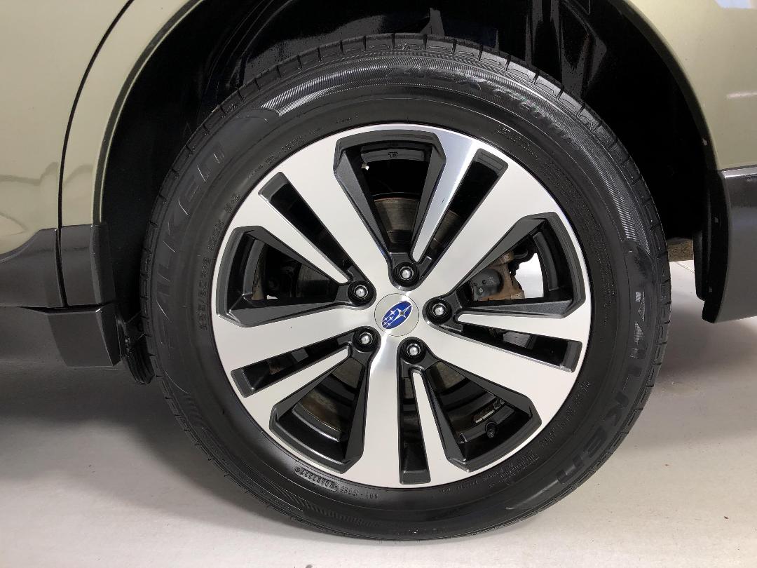 Photo '11' of Subaru Outback Photo '11' of Subaru Outback