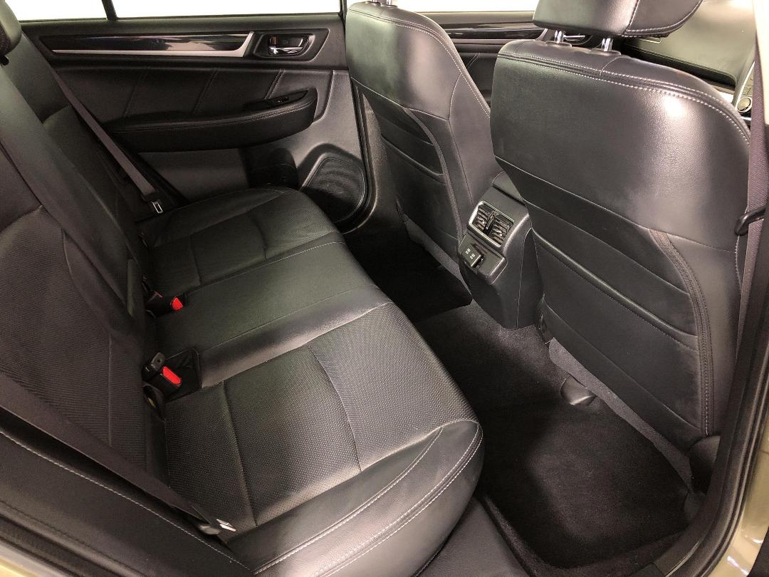 Photo '20' of Subaru Outback Photo '20' of Subaru Outback