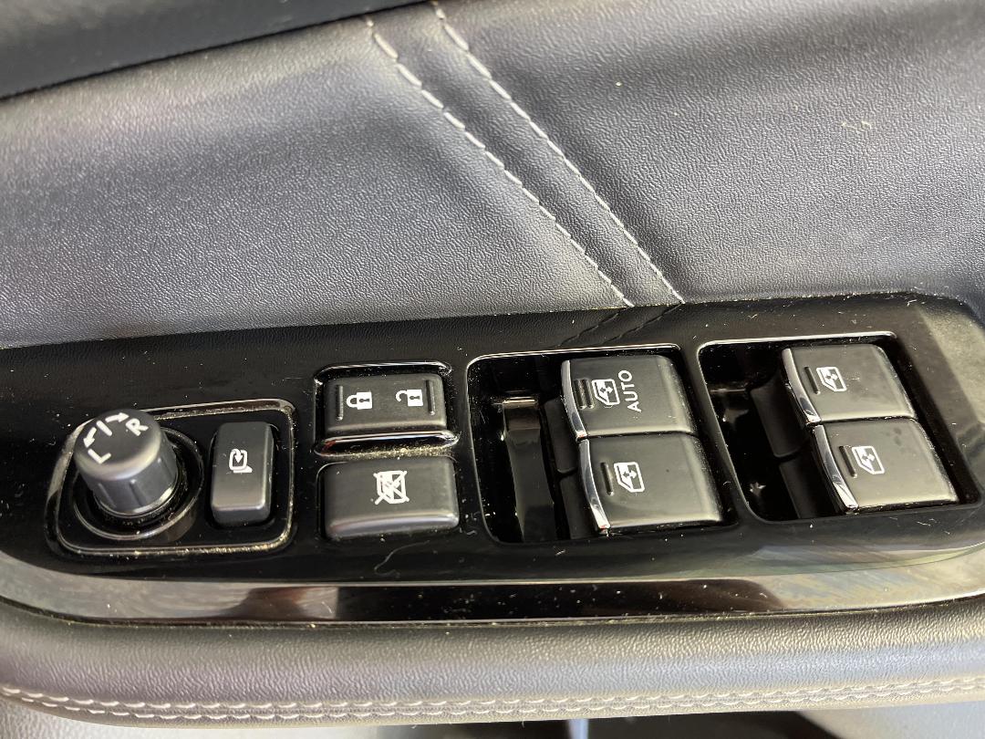 Photo '23' of Subaru Outback