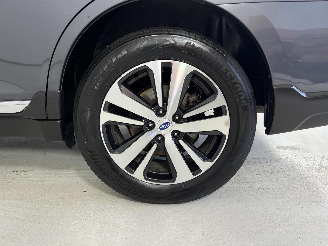 Photo '11' of Subaru Outback Photo '11' of Subaru Outback