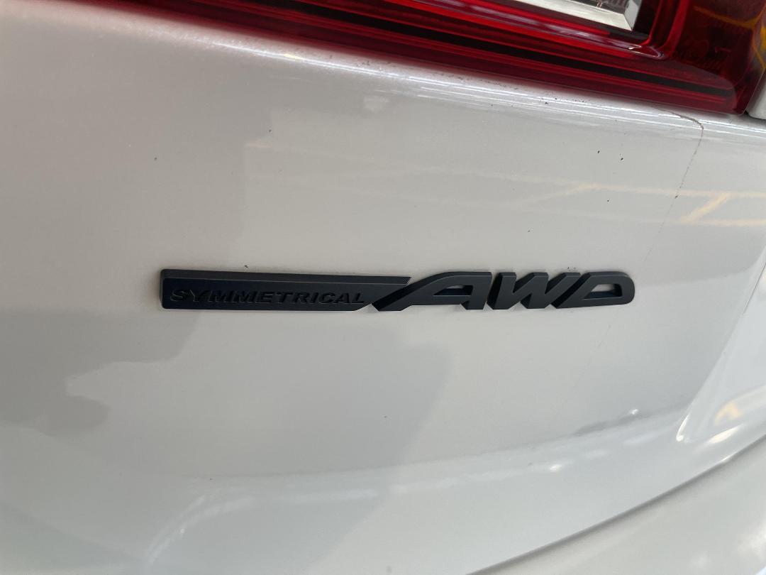 Photo '36' of Subaru Outback