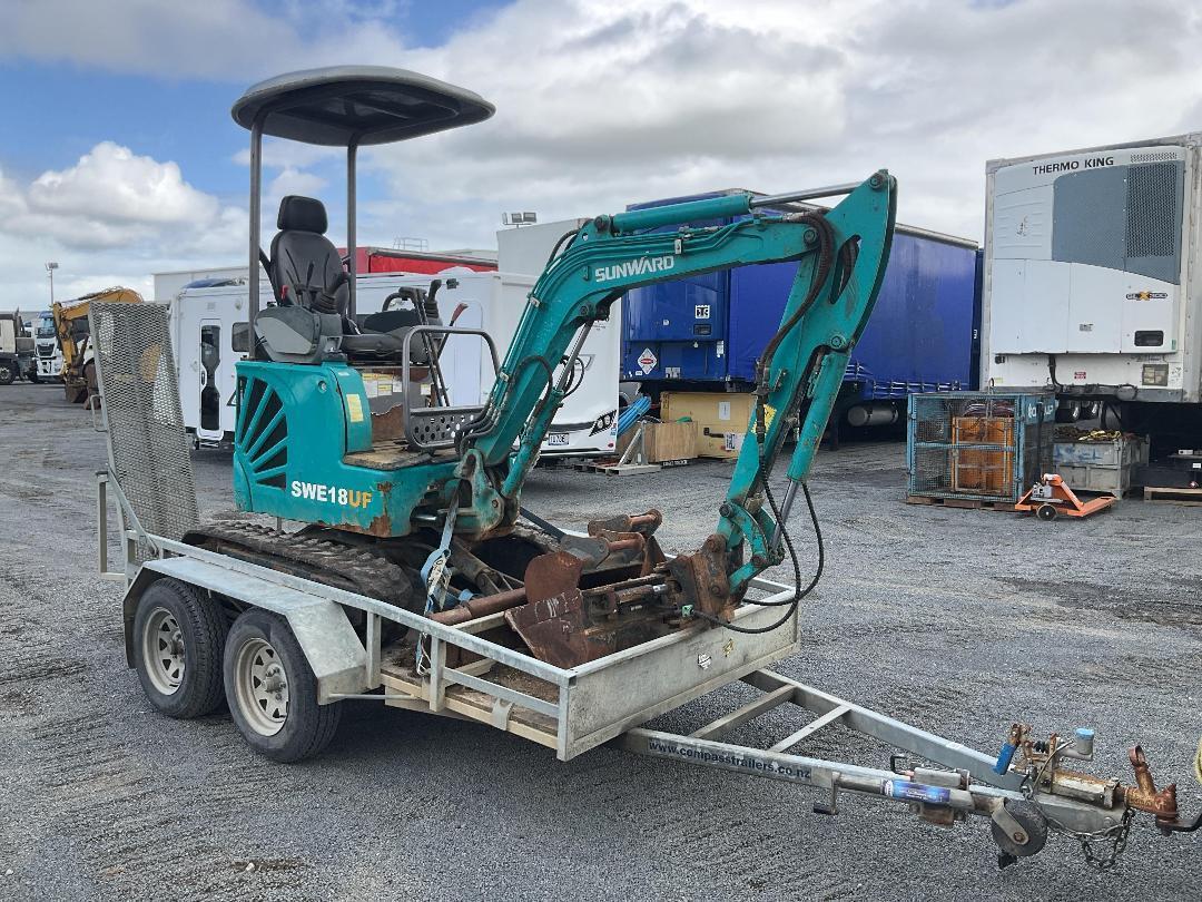 Photo '3' of SUNWARD SWE18UF Excavator