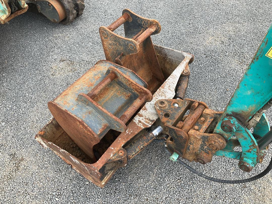 Photo '33' of SUNWARD SWE18UF Excavator