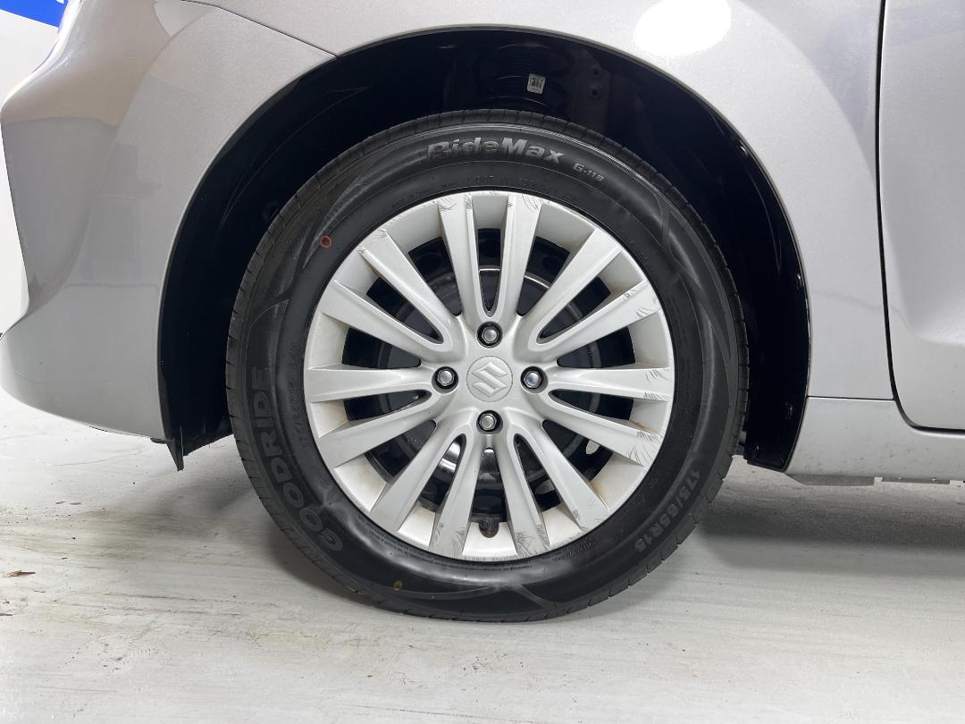 Photo '10' of Suzuki Baleno Photo '10' of Suzuki Baleno