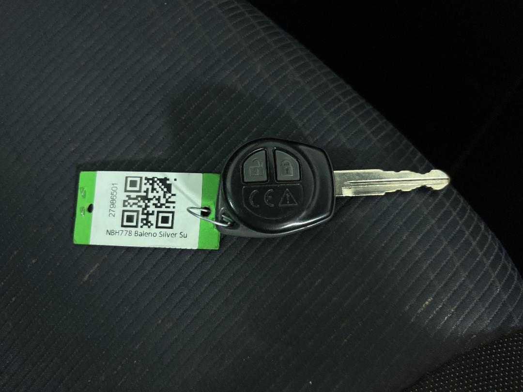 Photo '22' of Suzuki Baleno Photo '22' of Suzuki Baleno