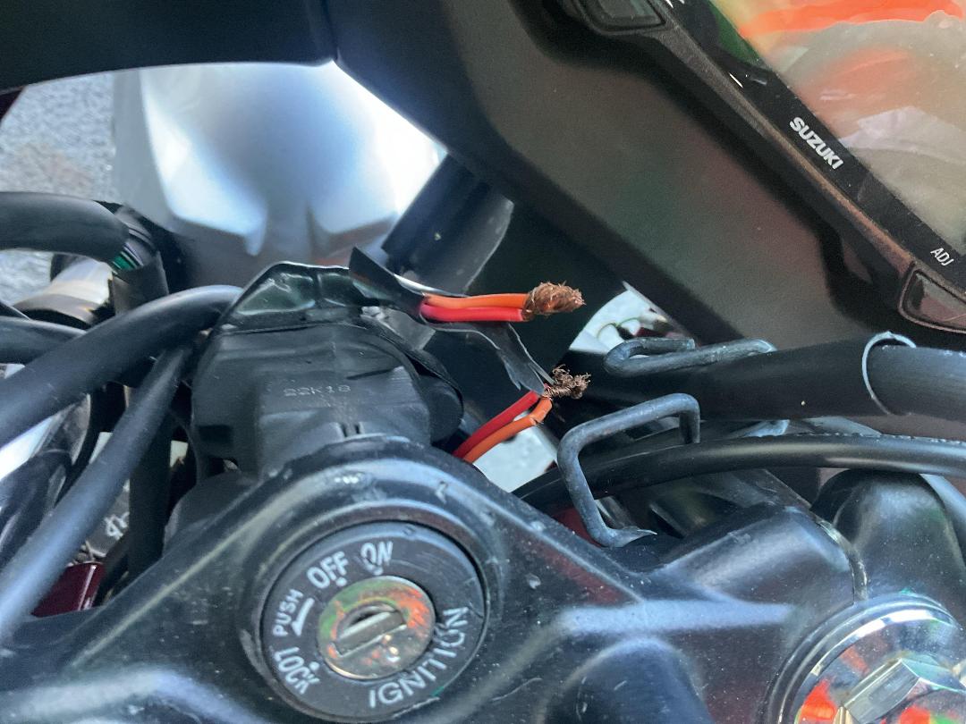 Photo '9' of Suzuki GSX150 Fdza Gixxer Photo '9' of Suzuki GSX150 Fdza Gixxer