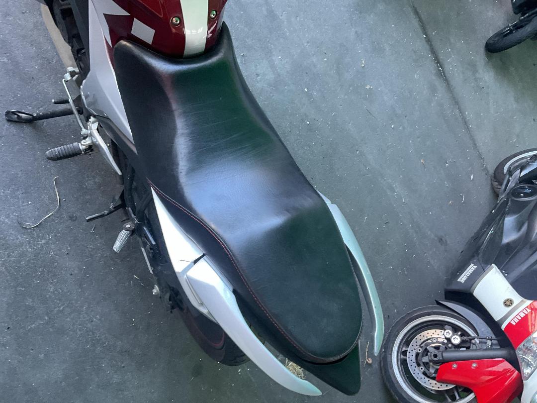 Photo '11' of Suzuki GSX150 Fdza Gixxer Photo '11' of Suzuki GSX150 Fdza Gixxer