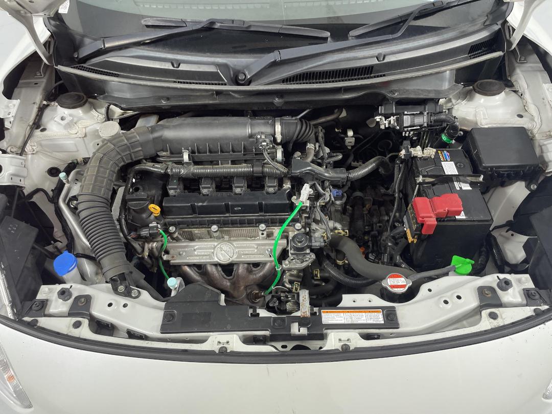 Photo '13' of Suzuki Swift Photo '13' of Suzuki Swift