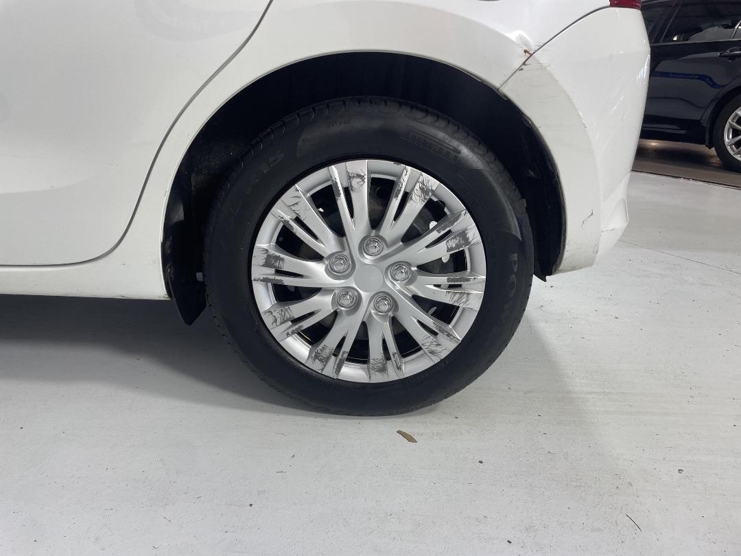 Photo '11' of Suzuki Swift Photo '11' of Suzuki Swift