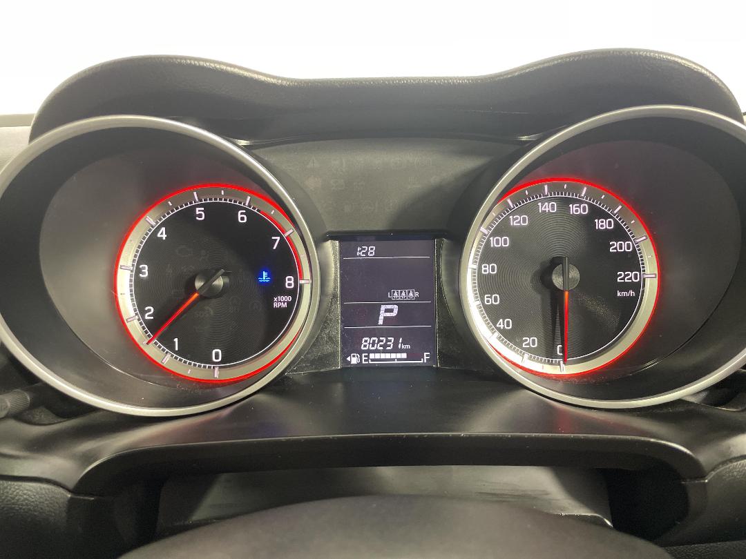 Photo '21' of Suzuki Swift Photo '21' of Suzuki Swift