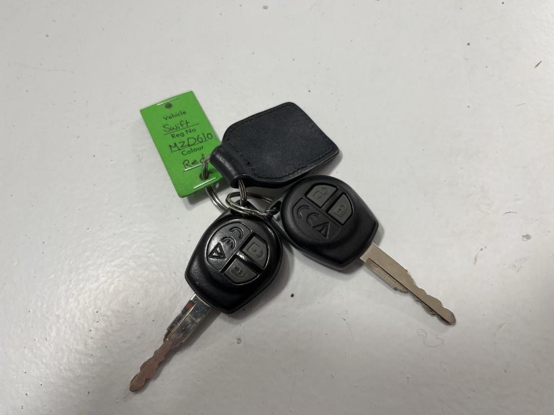 Photo '22' of Suzuki Swift