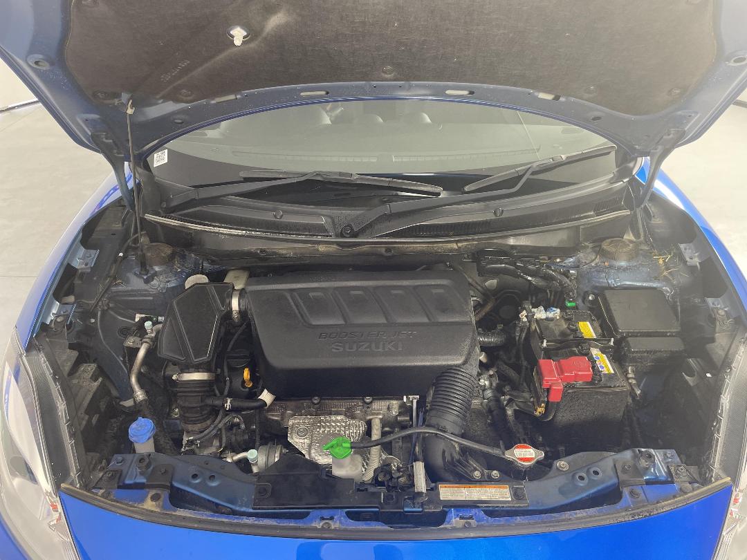 Photo '13' of Suzuki Swift