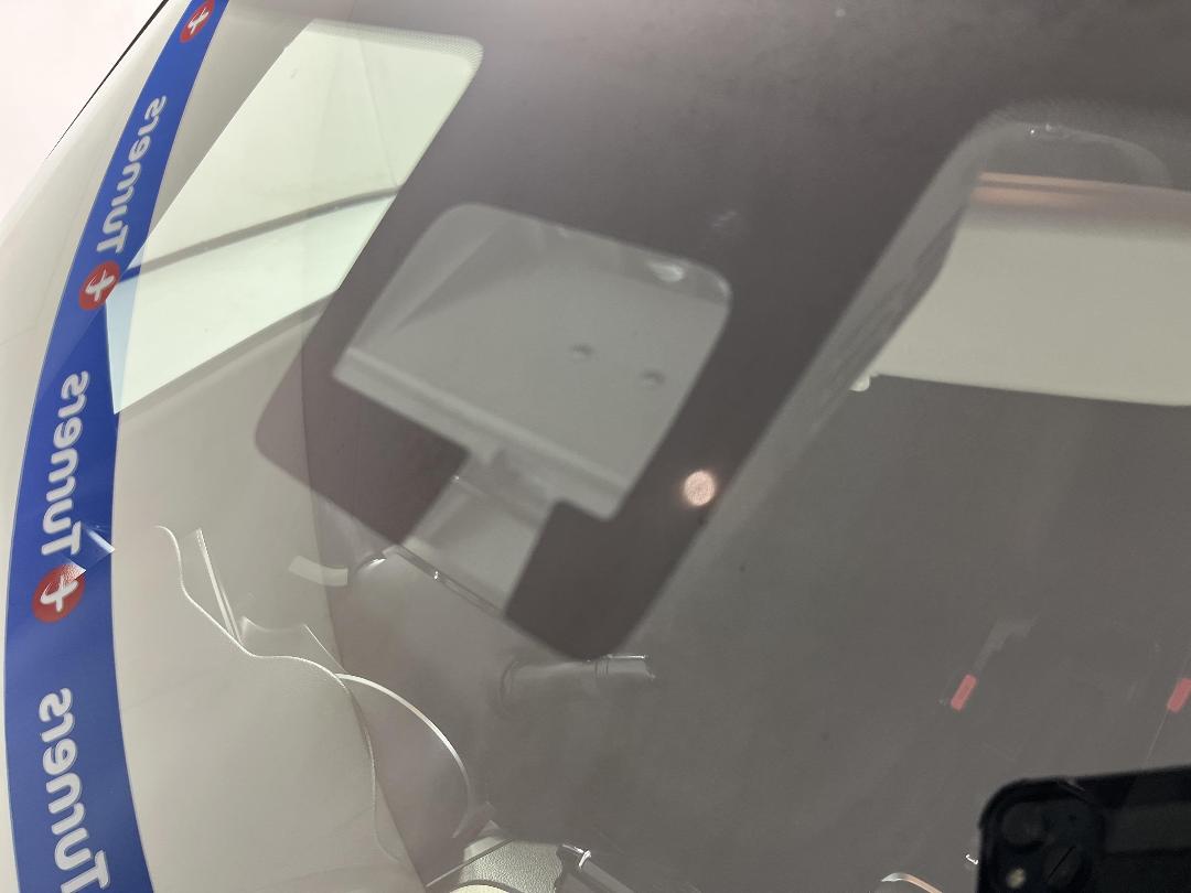 Photo '28' of Suzuki Swift