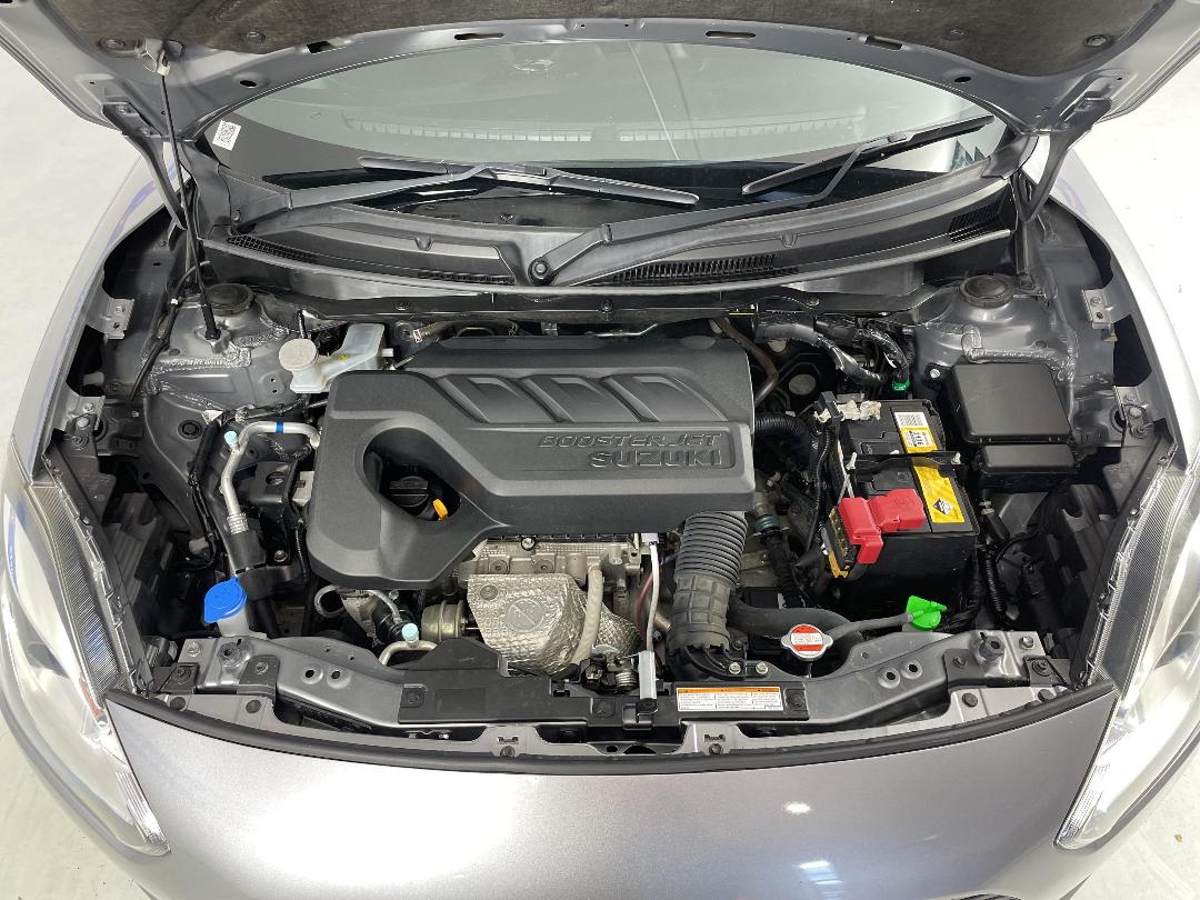 Photo '13' of Suzuki Swift