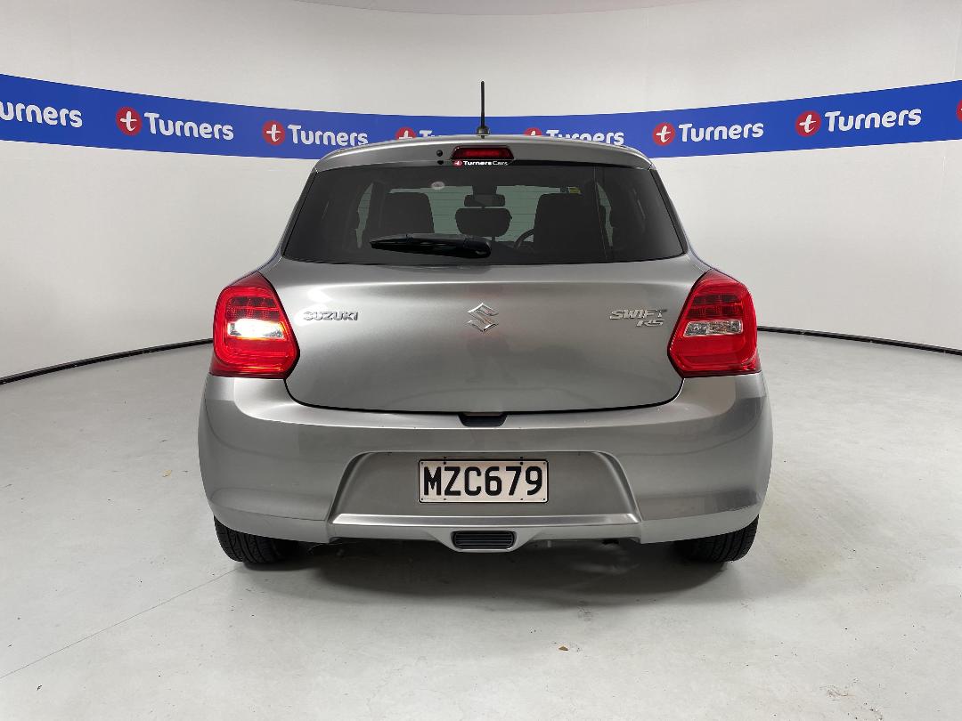 Photo '6' of Suzuki Swift