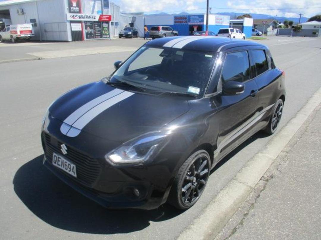 Photo '5' of Suzuki Swift RS